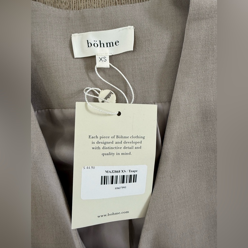 Bohme Light Gray Sleeveless Vest - Picture 4 of 4